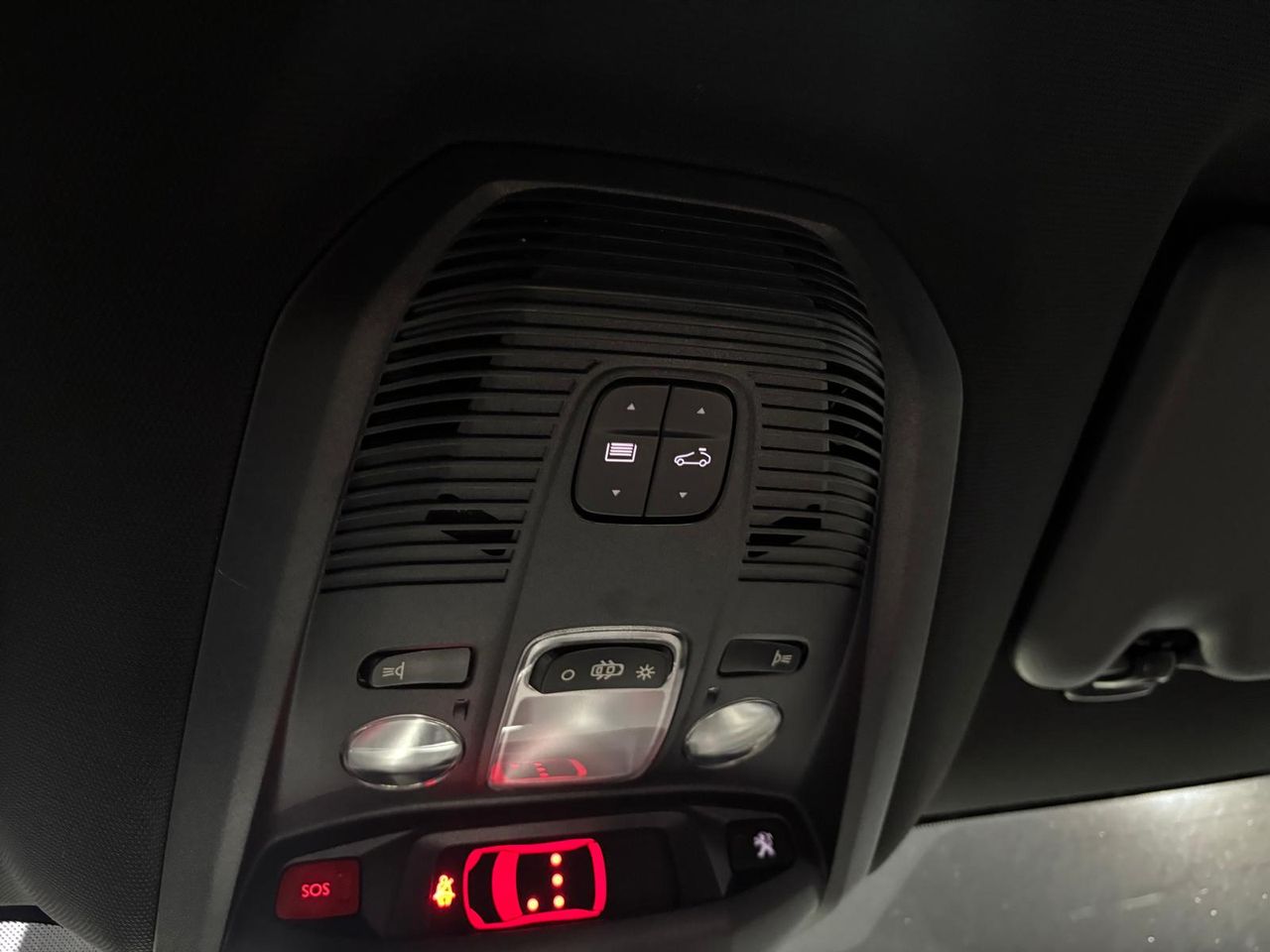 Peugeot 3008 2.0BLUEHDI GT LINE SS - foto 26