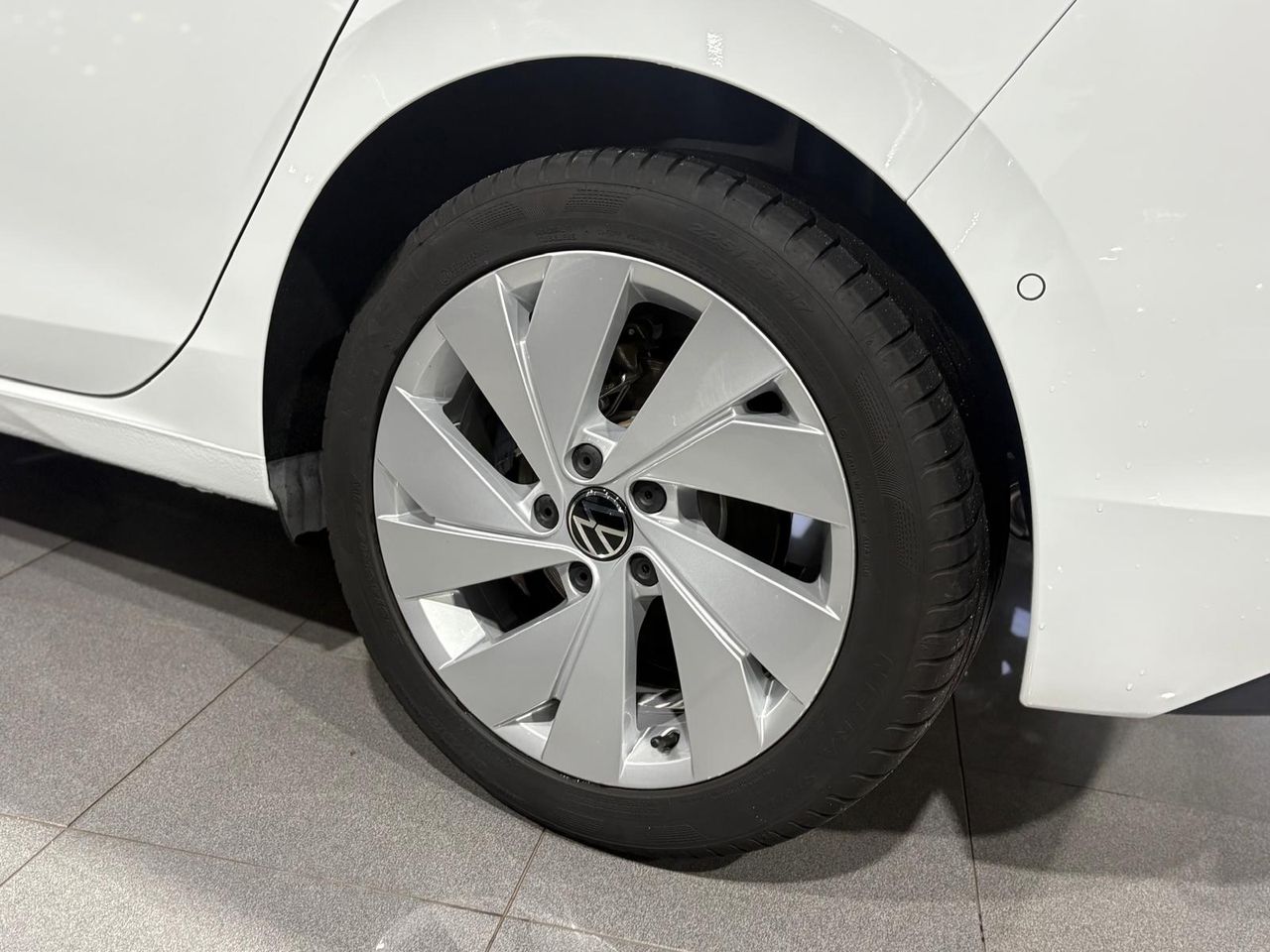 Volkswagen Golf "Más" 1.5 TSI 85kW (115CV) - foto 8