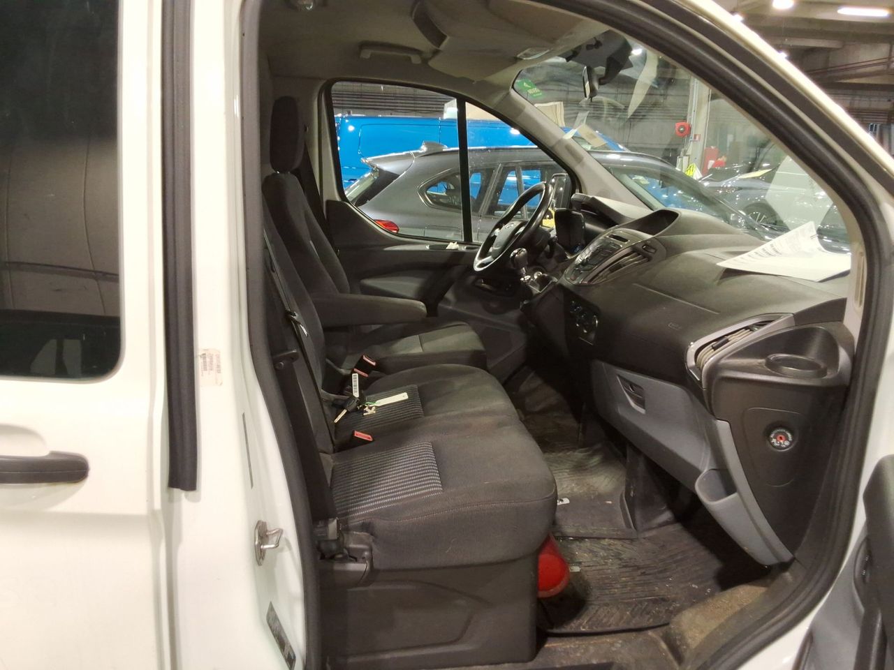Ford Transit Custom 2.0 TDCi L1H1 Trend STOCK - foto 17