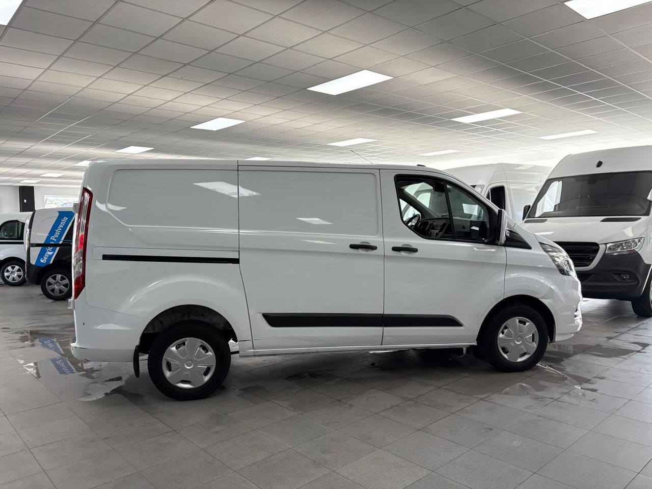 Ford Transit Custom 2.0 TDCi L1H1 Trend STOCK - foto 4