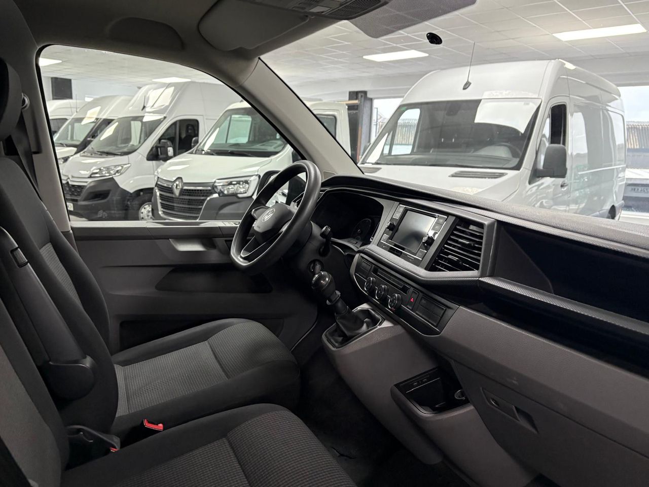 Volkswagen Transporter CORTO TN 2.0 TDI 81KW (110CV) - foto 27