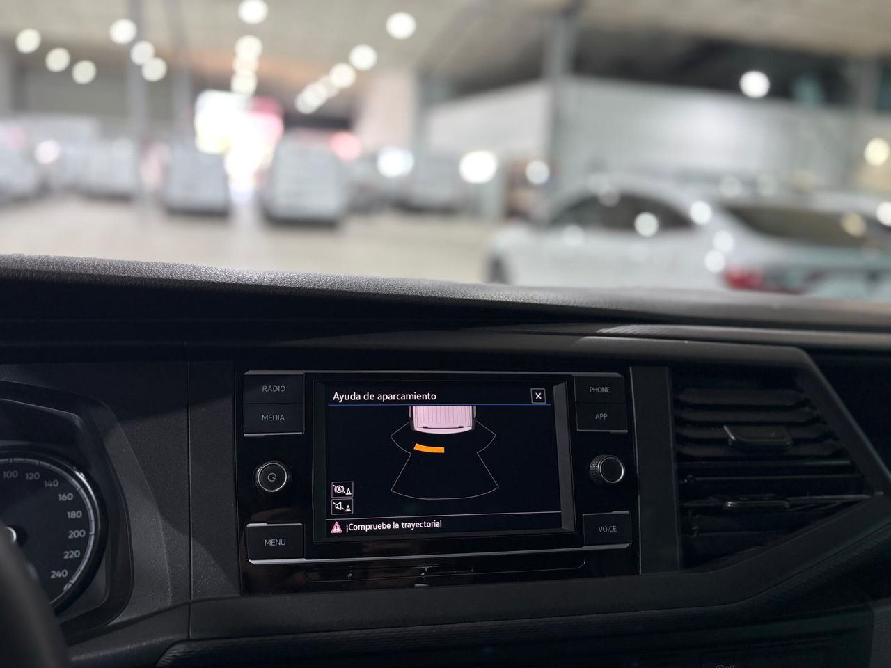 Volkswagen Transporter CORTO TN 2.0 TDI 81KW (110CV) - foto 20