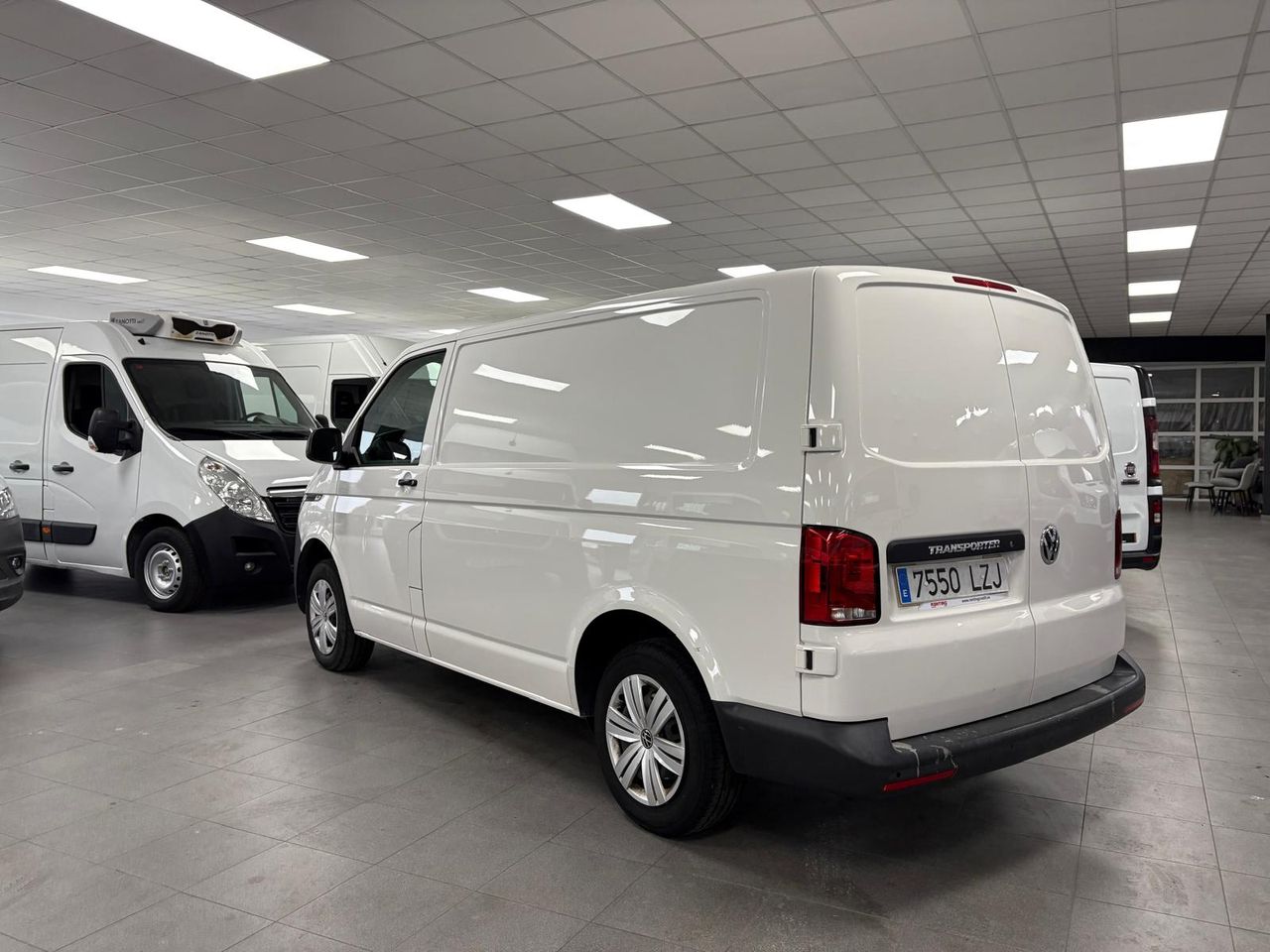 Volkswagen Transporter CORTO TN 2.0 TDI 81KW (110CV) - foto 7