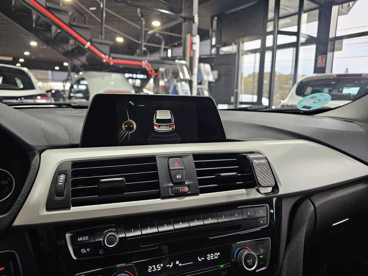 BMW Serie 3 TOURING 318D - foto 11