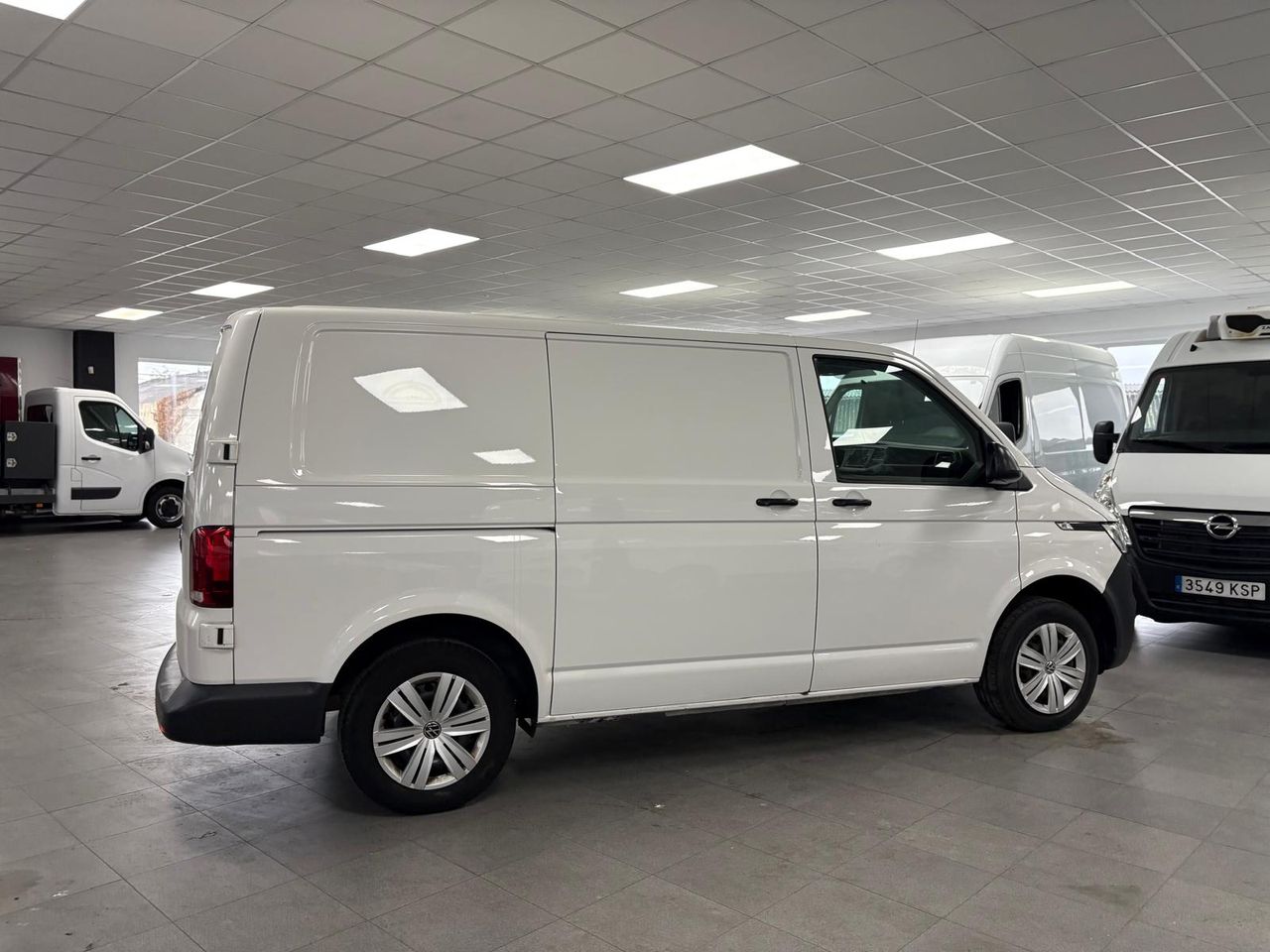 Volkswagen Transporter CORTO TN 2.0 TDI 81KW (110CV) - foto 4