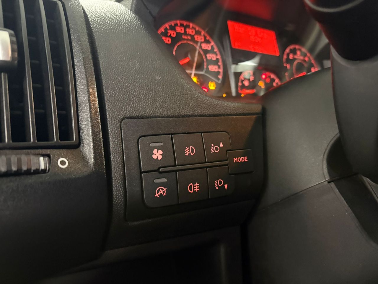 Citroën Jumper BlueHDi 81KW (110CV) Combi 33 L2H2 - foto 14