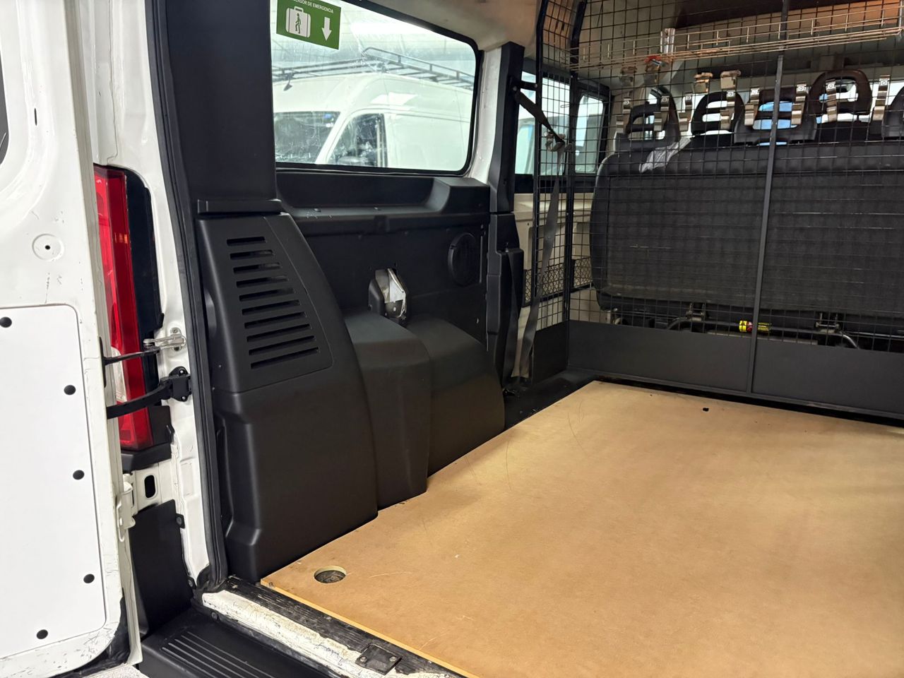 Citroën Jumper BlueHDi 81KW (110CV) Combi 33 L2H2 - foto 24