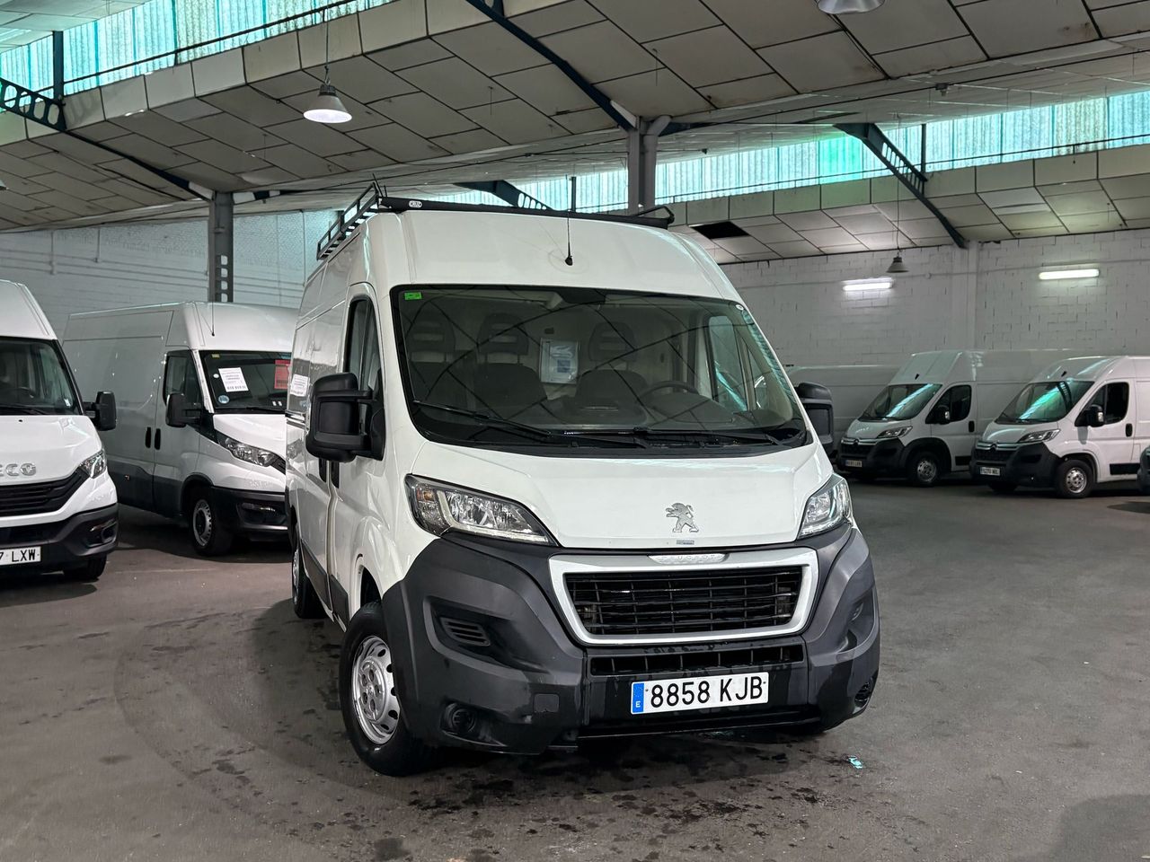 Peugeot Boxer 2.2 BlueHDi L2H2 Premium S&S