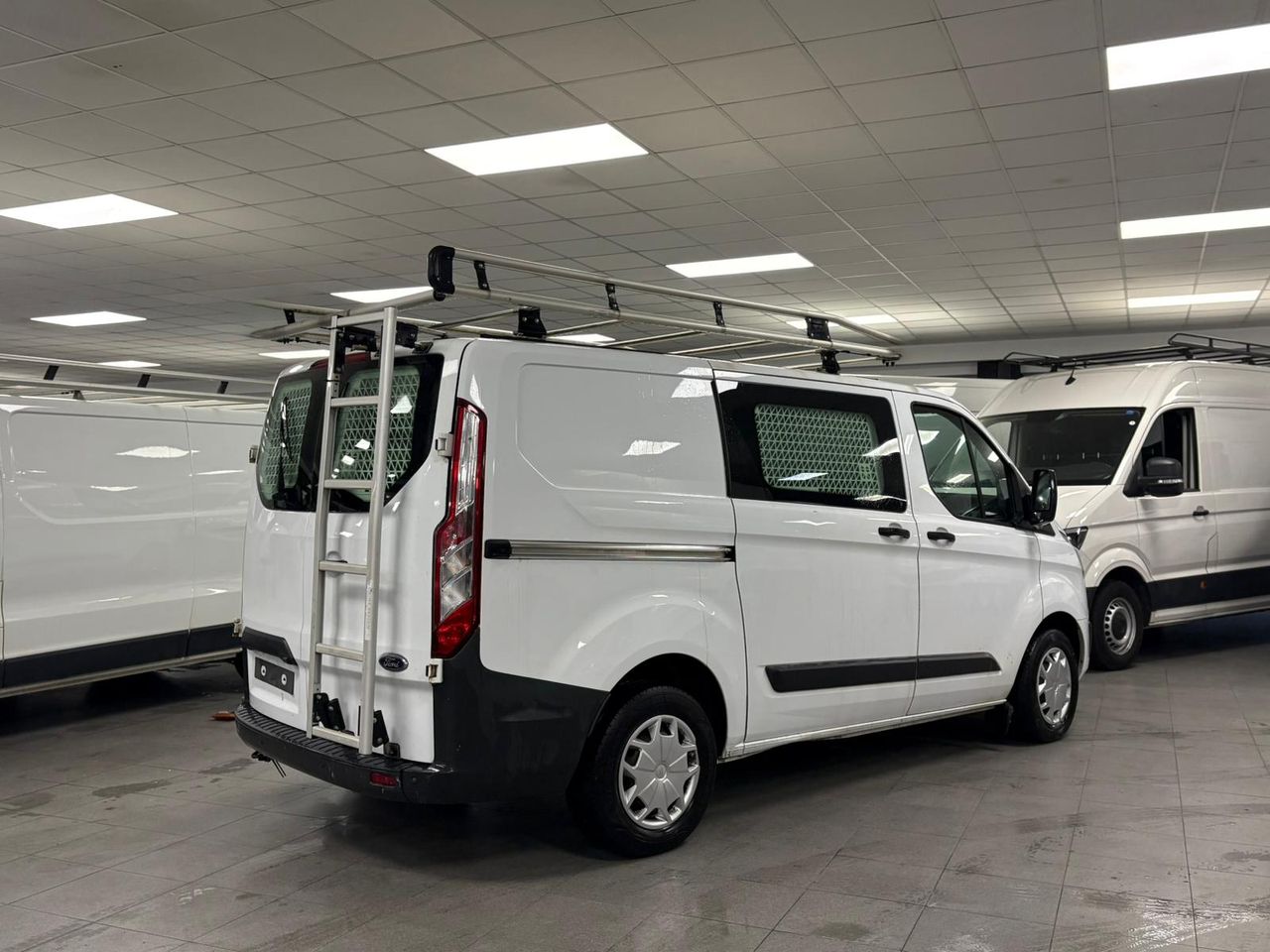 Ford Transit Custom 2.0 TDCi L1H1 Trend STOCK - foto 7