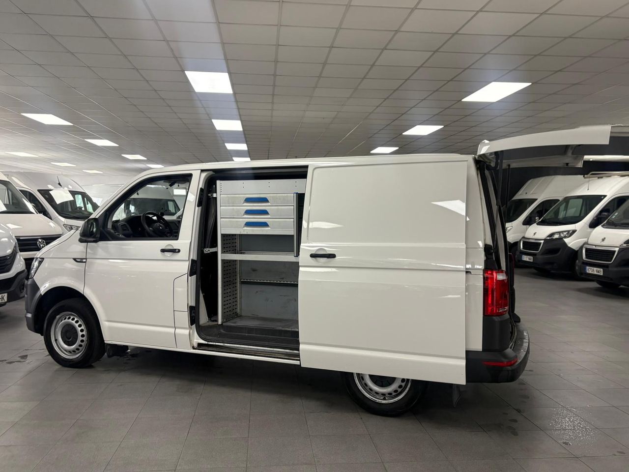 bg