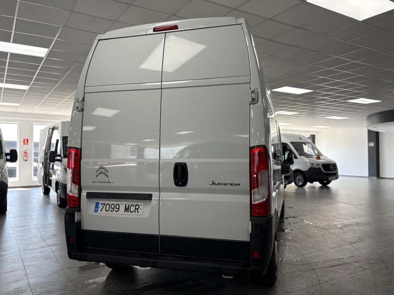 bg