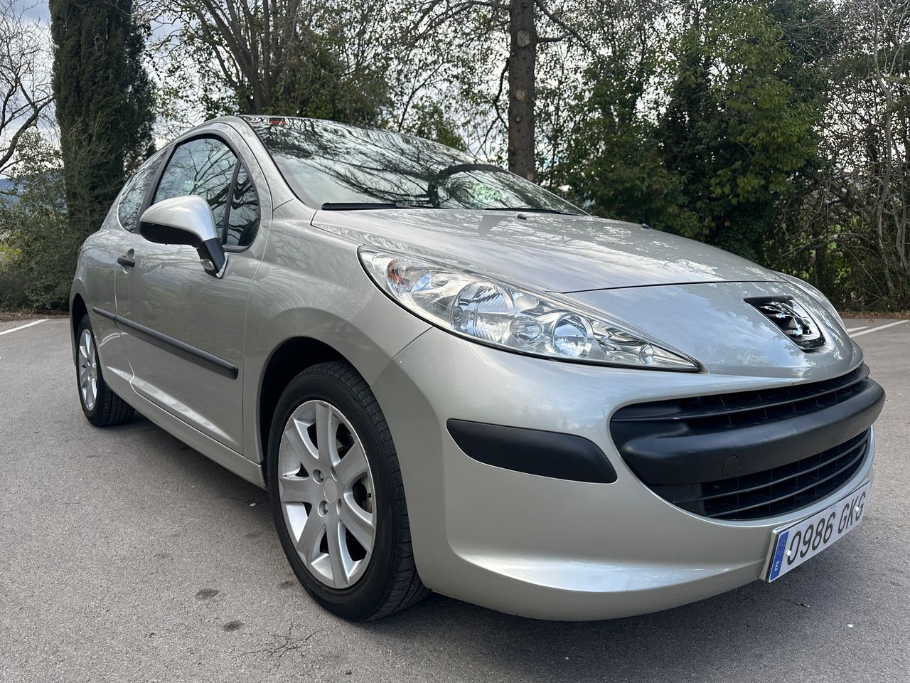 peugeot 207 2008 / foto grande (2)