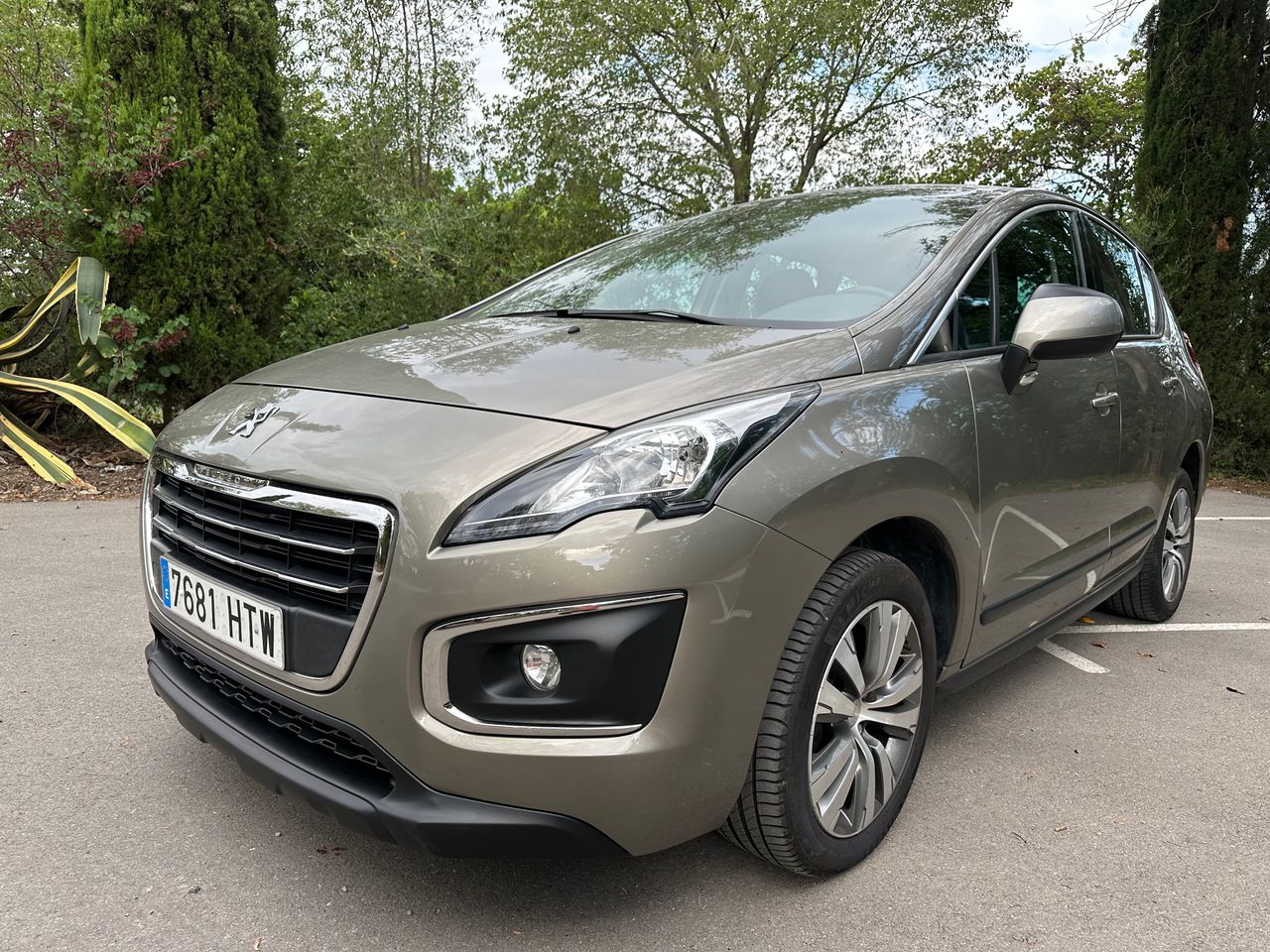 peugeot 3008 2013 /