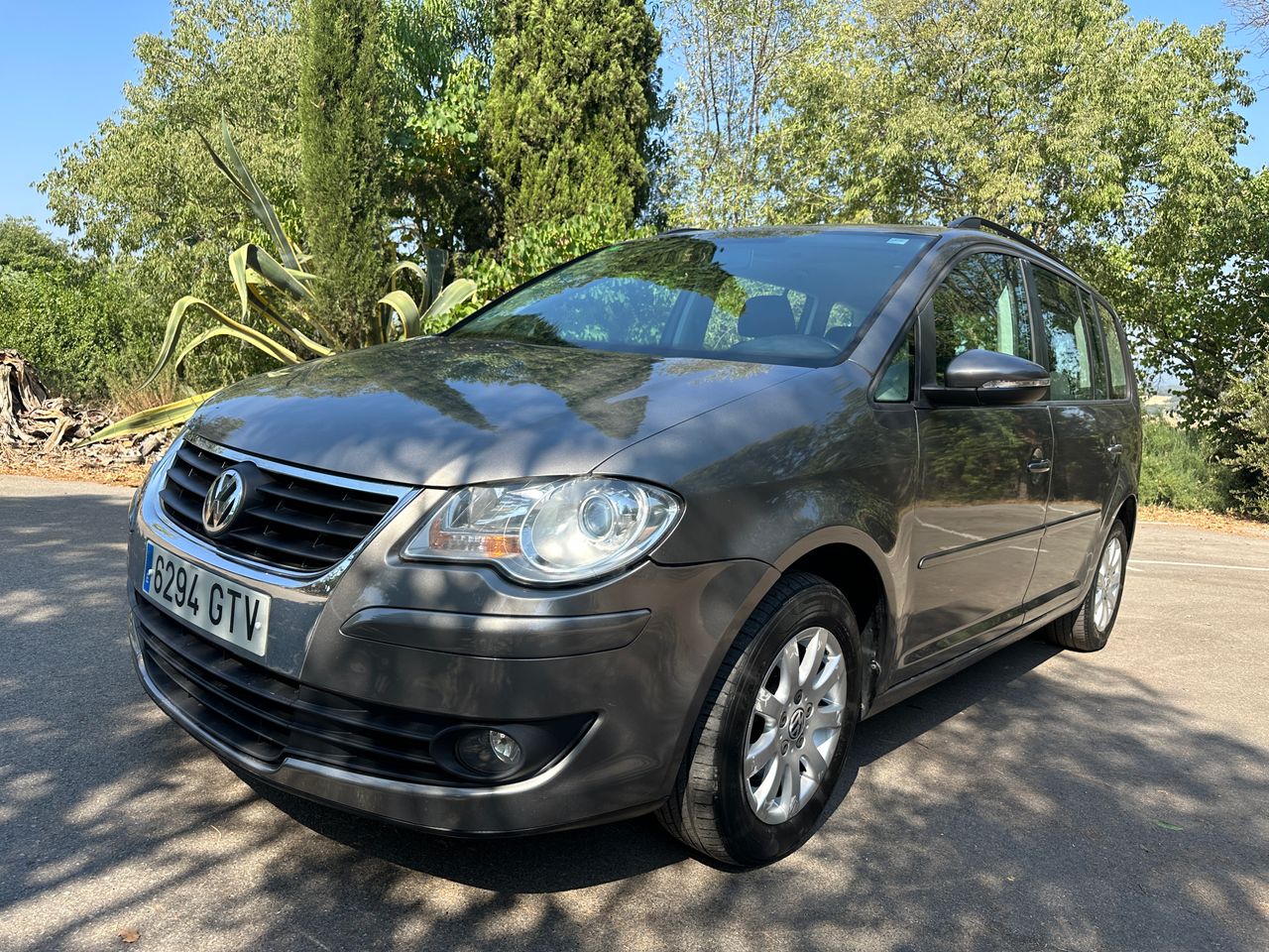 Foto volkswagen touran 2010 /