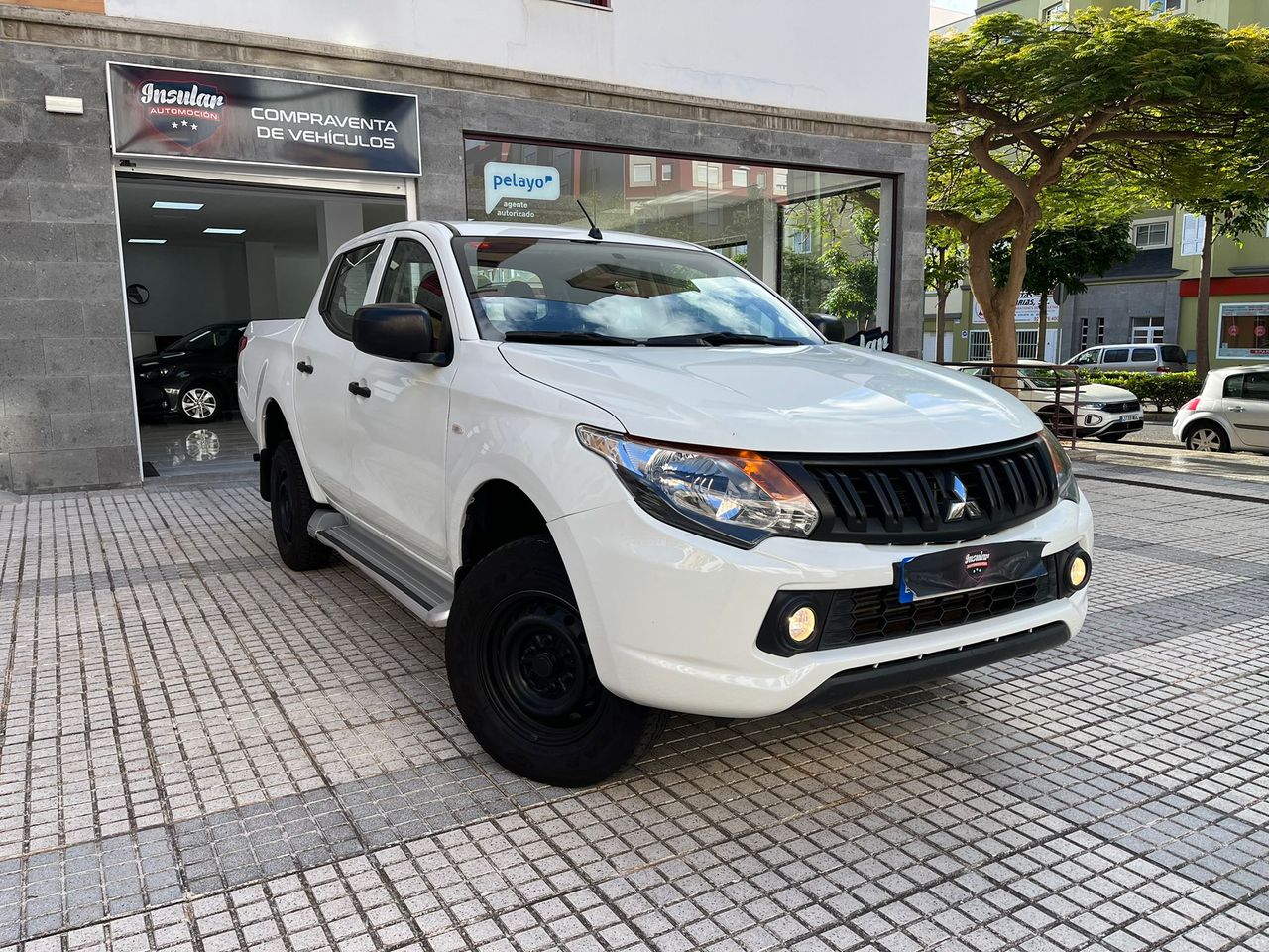 mitsubishi l200 2017 /