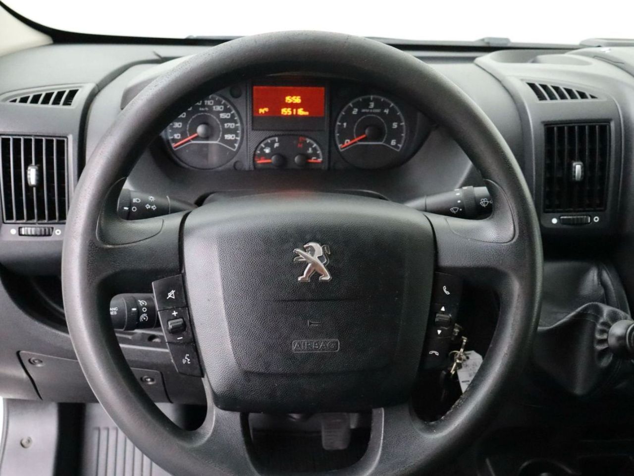 Peugeot Boxer 335 L3H2 BlueHDi 96KW 130CV - foto 9