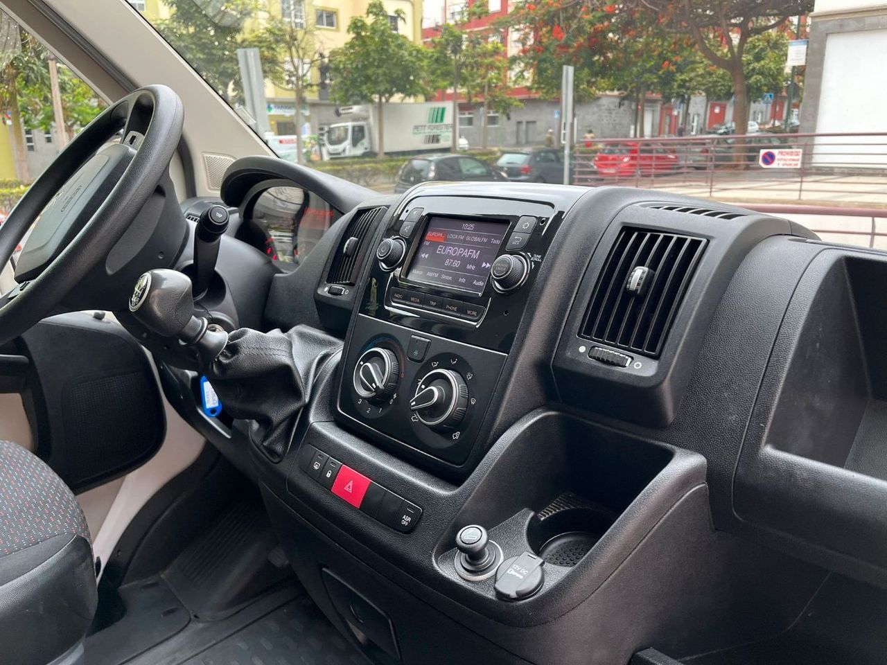 Peugeot Boxer 335 L2 H2 BHDI 103kW 140CV SS 6 V. M - foto 12