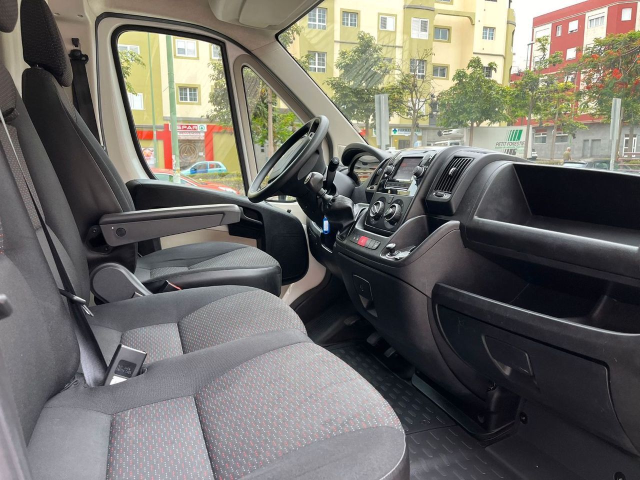 Peugeot Boxer 335 L2 H2 BHDI 103kW 140CV SS 6 V. M - foto 11