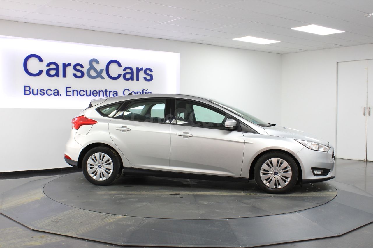 ford focus 2017 / foto grande (3)