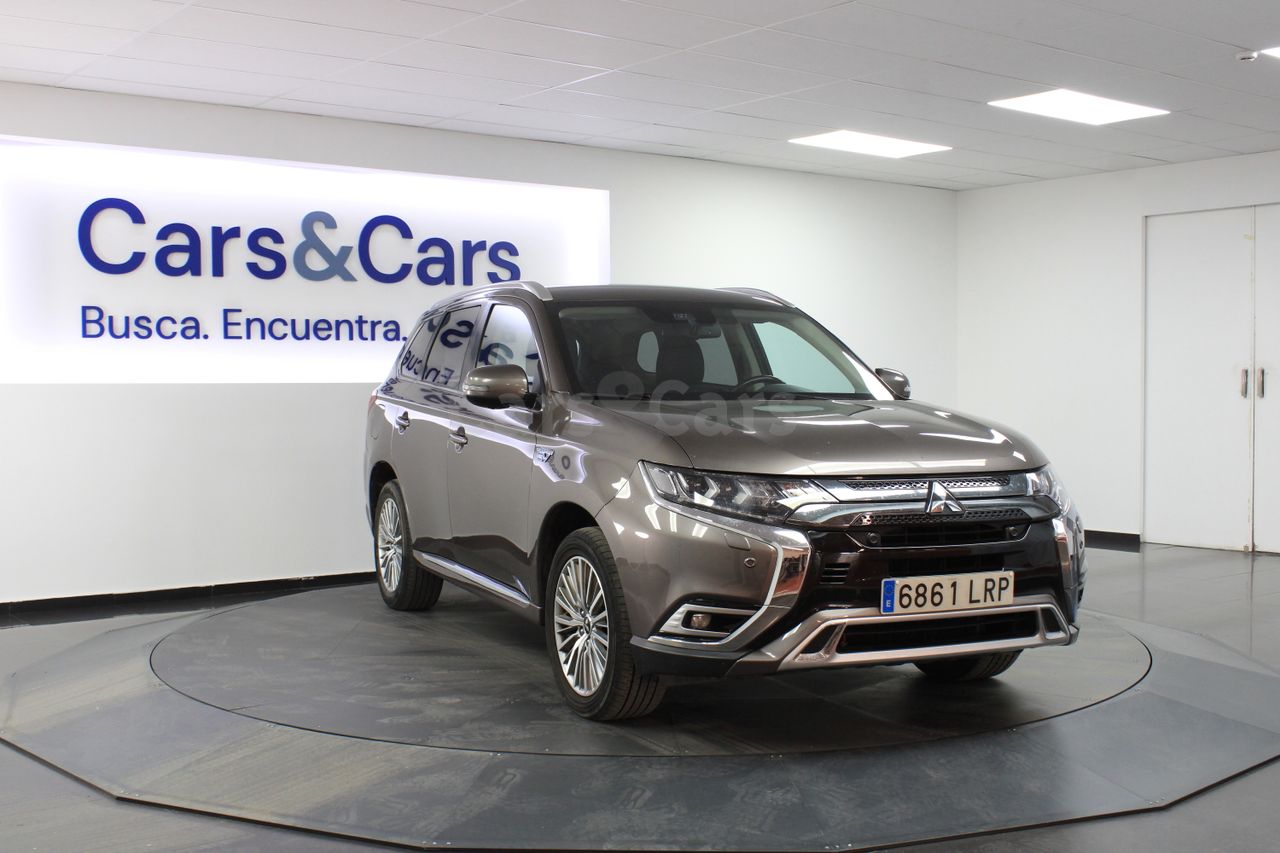 mitsubishi outlander 2021 / foto grande (2)