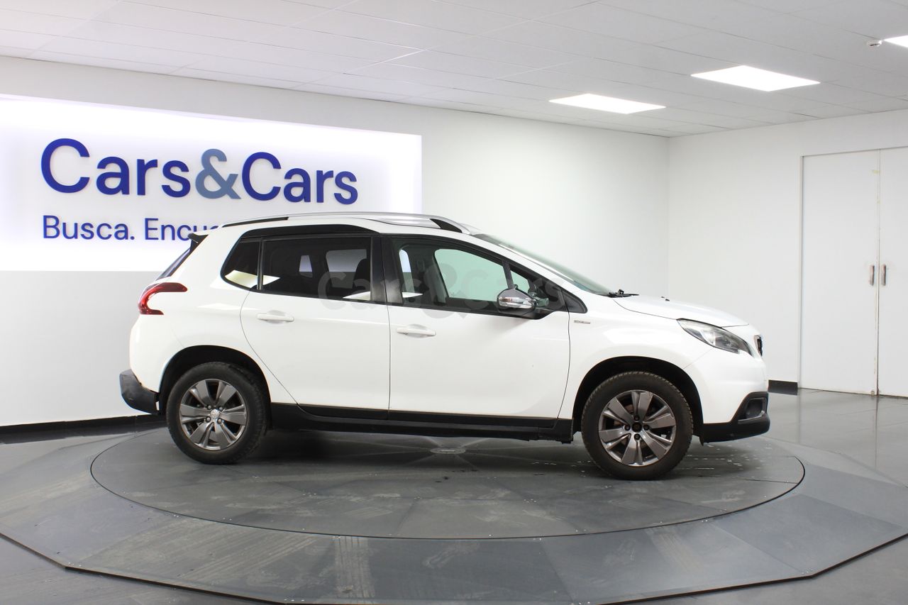 peugeot 2008 2018 / foto grande (3)