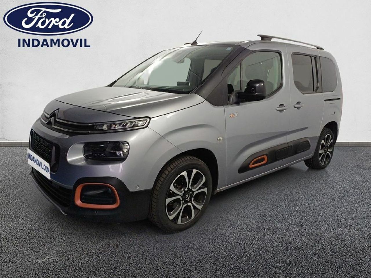 Neumaticos 235 60 r16  de segunda mano - citroën berlingo 2020 /