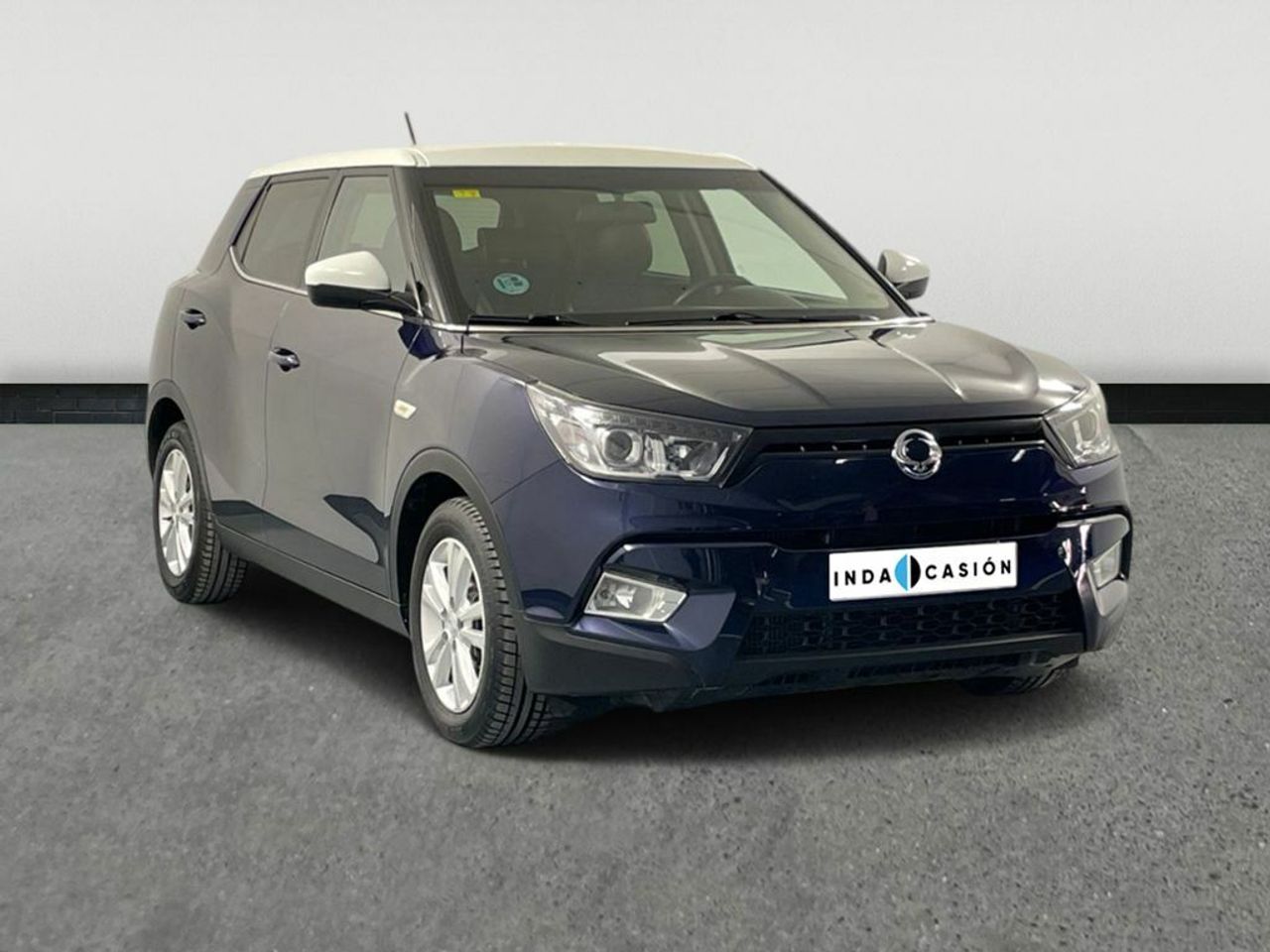 ssangyong tivoli 2016 /