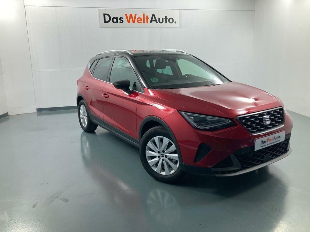 Plataforma elevadora  de segunda mano - seat arona 2025 /
