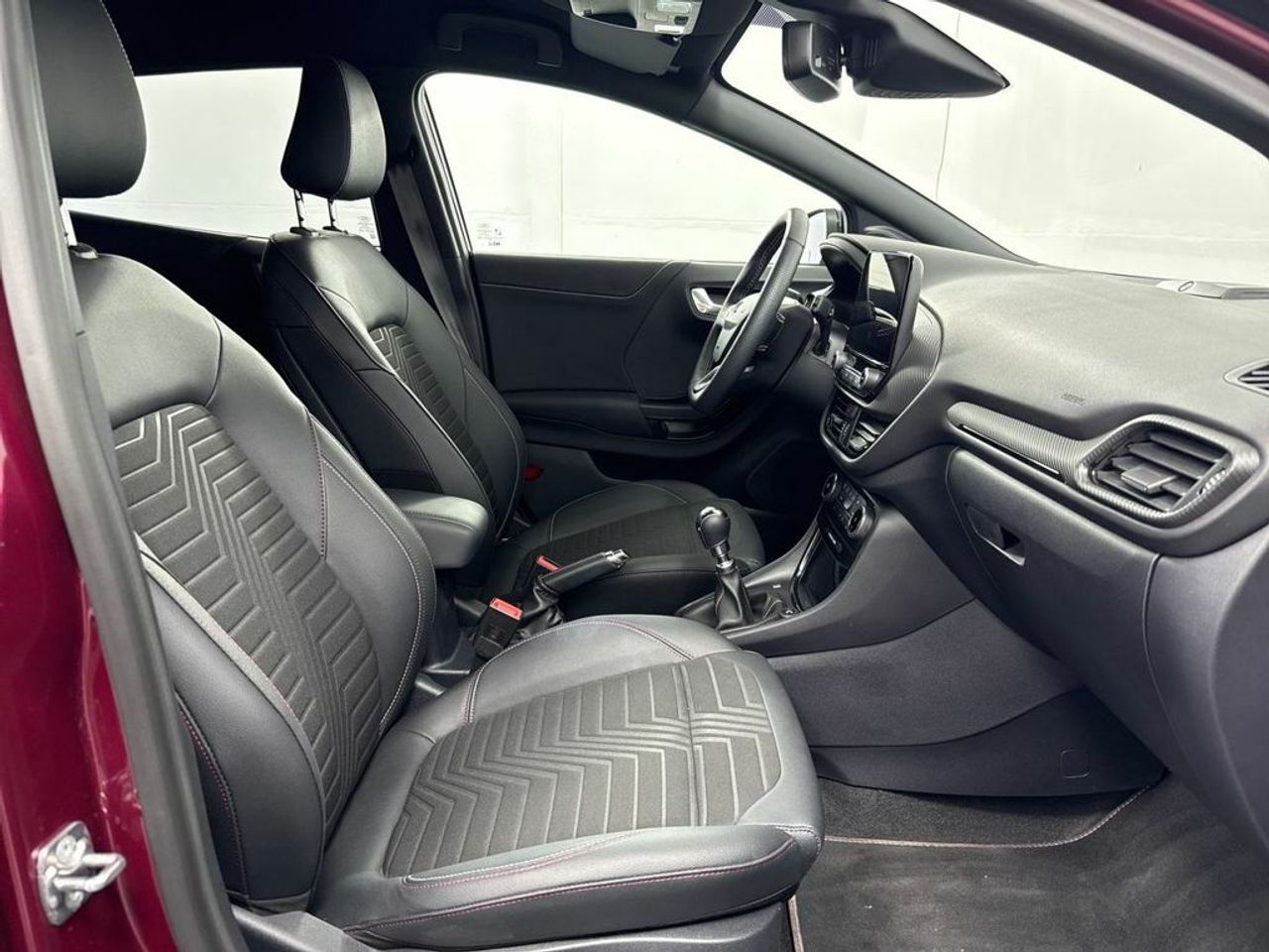 Ford Puma 1.0 Ecoboost Mhev Vivid Ruby Edition 125 - foto 16