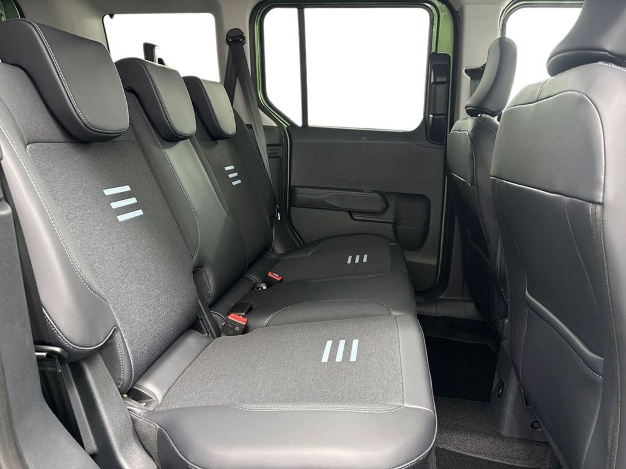 Ford Tourneo Courier 1.0 Ecoboost Active - foto 17