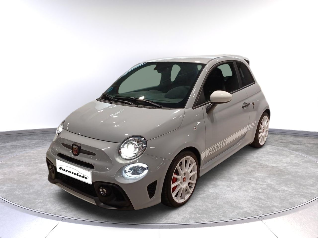 Herramienta taller chapa pintura  de segunda mano - abarth 500 2022 /