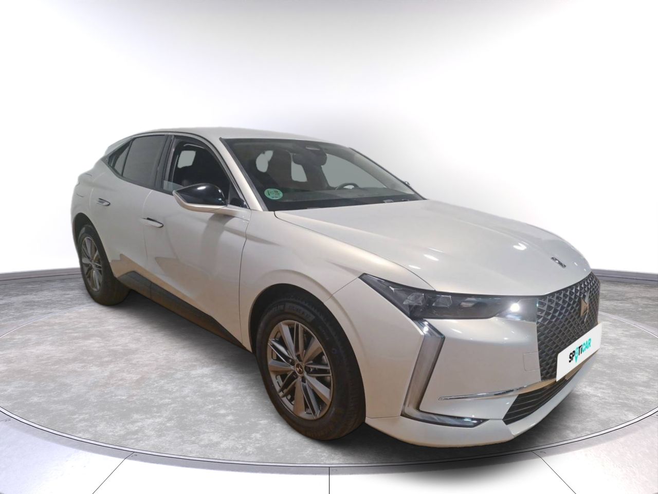 ds automobiles ds 4 2022 / foto grande (3)