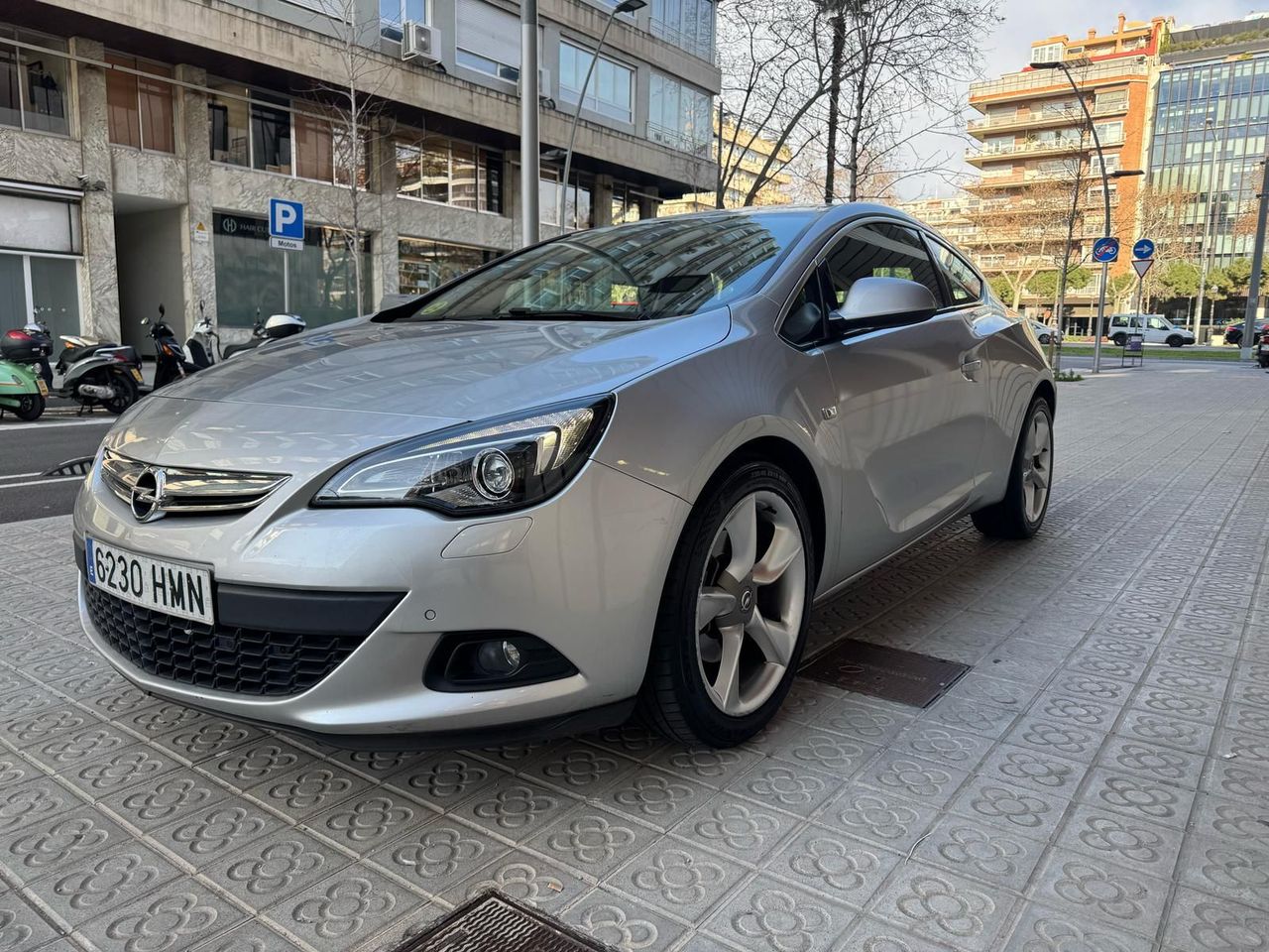 opel astra 2012 /