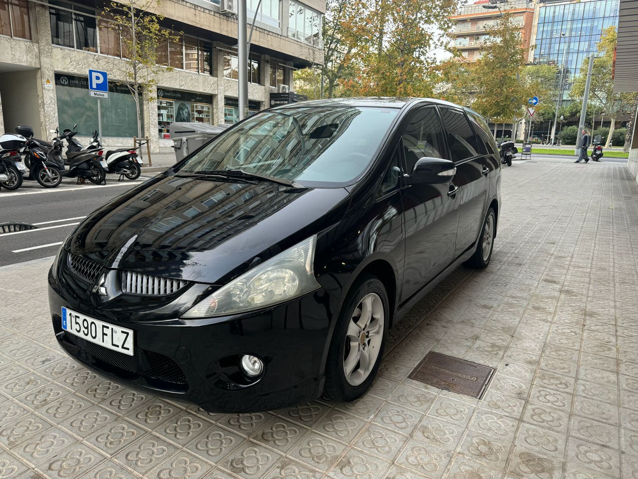 Foto mitsubishi grandis 2007 /