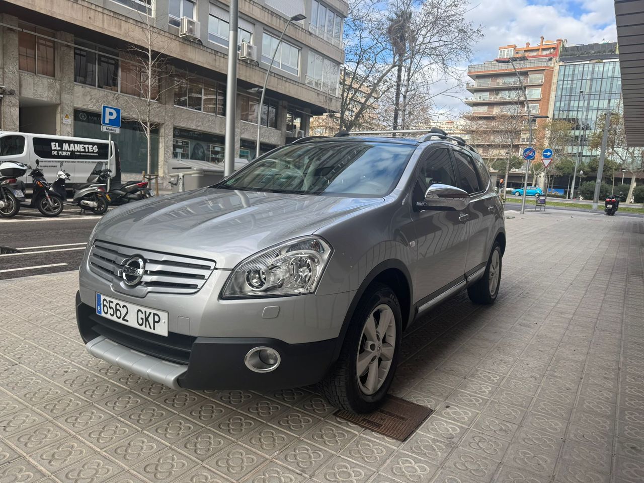 Foto nissan qashqai+2 2009 /