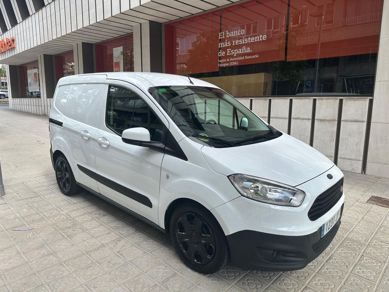 ford tourneo courier 2016 / foto grande (3)