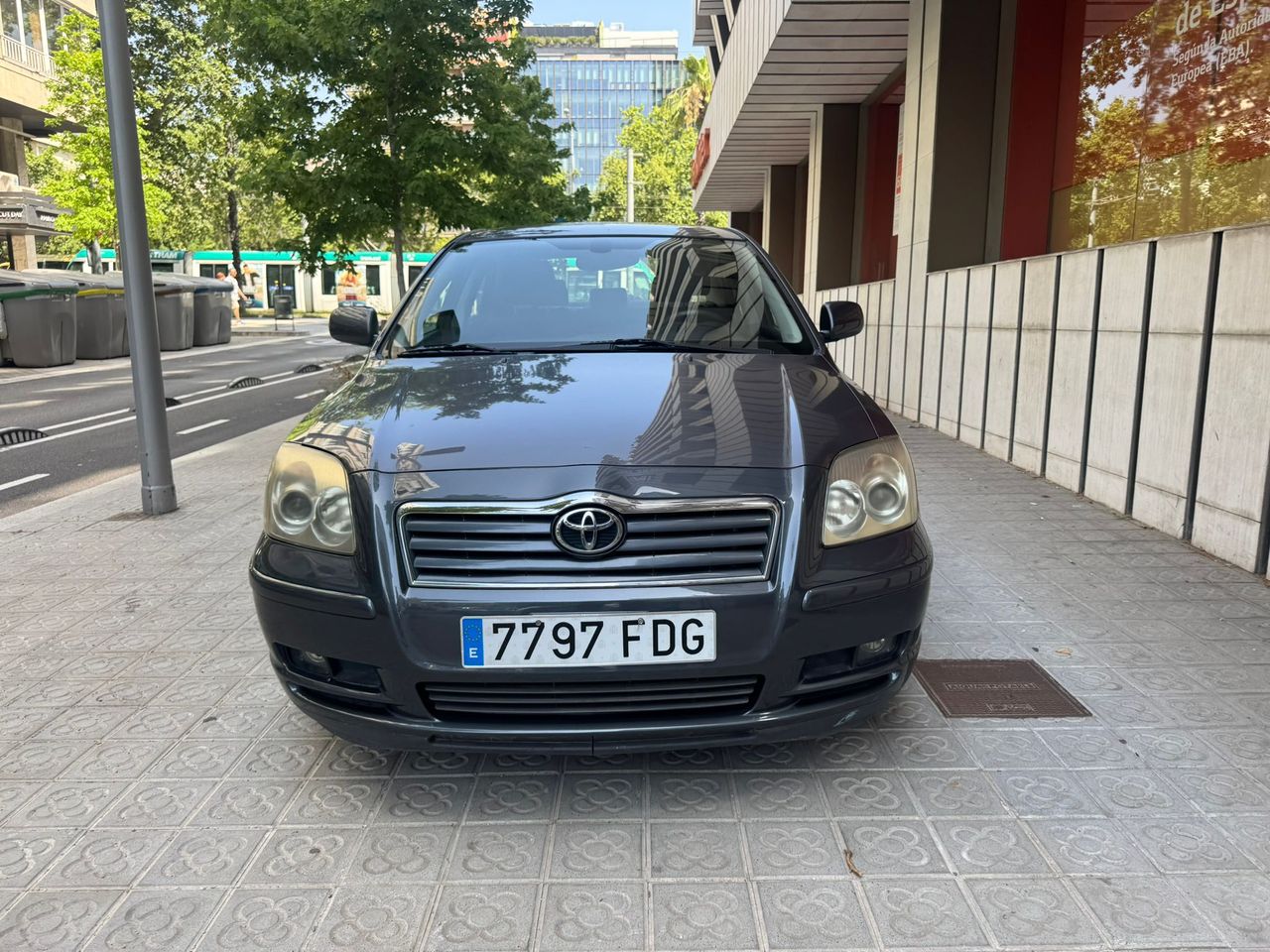toyota avensis 2006 / foto grande (2)