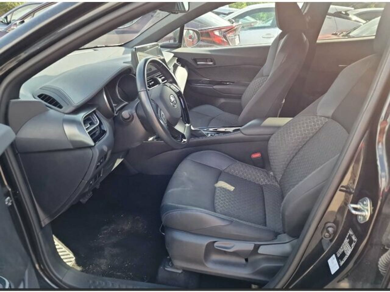 toyota c-hr 2025 / foto grande (3)