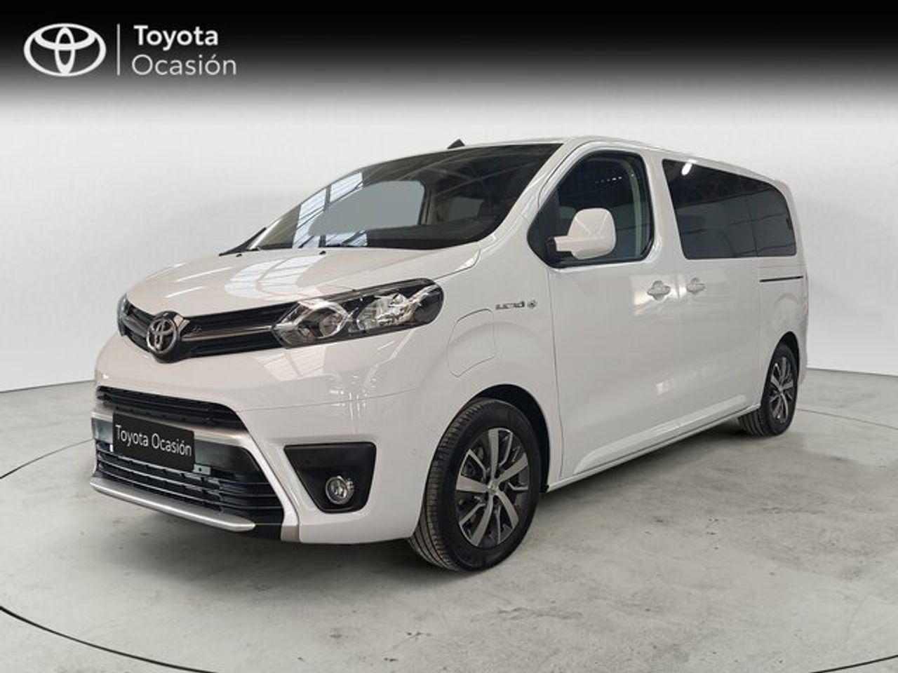 Foto toyota proace verso 2024 /