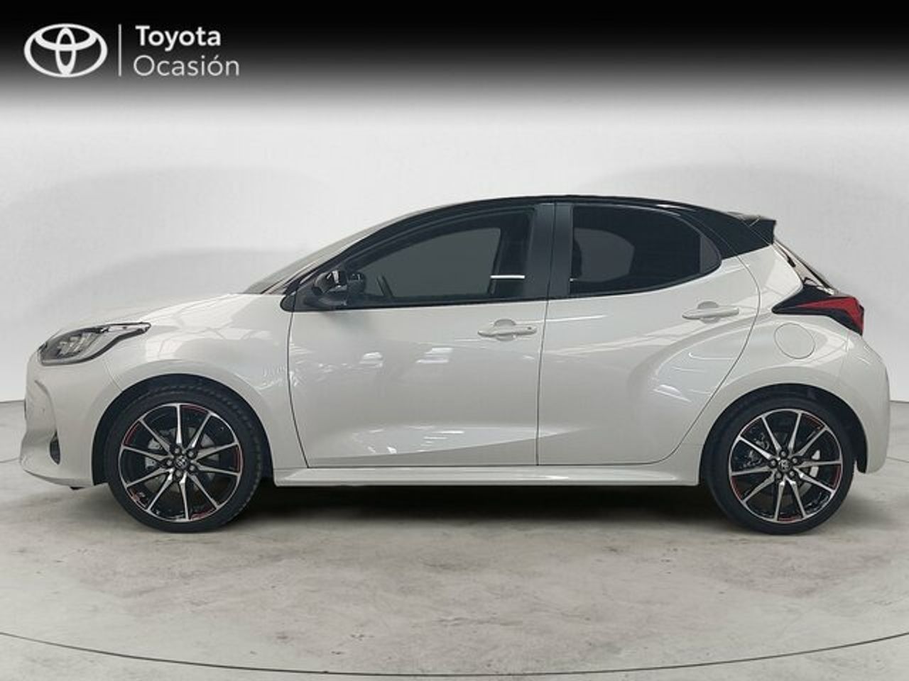 toyota yaris 2024 / foto grande (3)