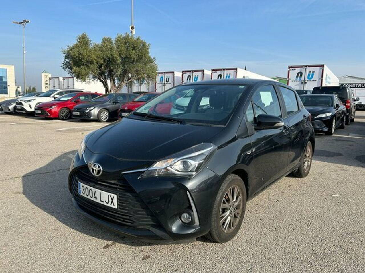 Foto toyota yaris 2020 /