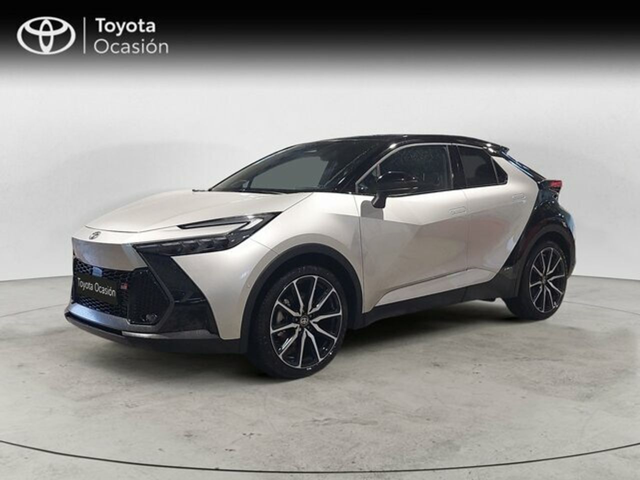 Foto toyota c-hr 2024 /