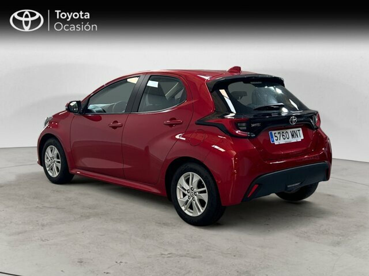 toyota yaris 2024 / foto grande (2)