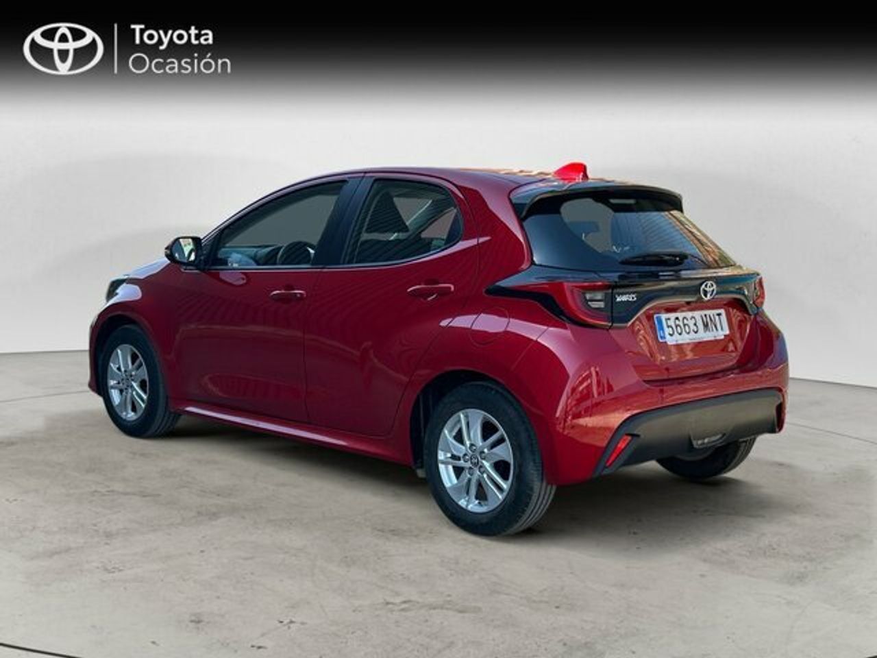 toyota yaris 2025 / foto grande (2)