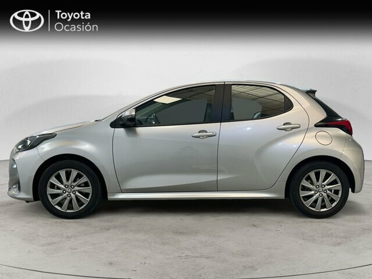 toyota yaris 2024 / foto grande (3)