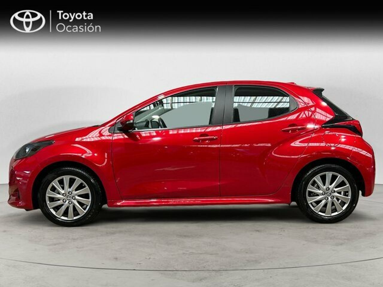 toyota yaris 2024 / foto grande (3)