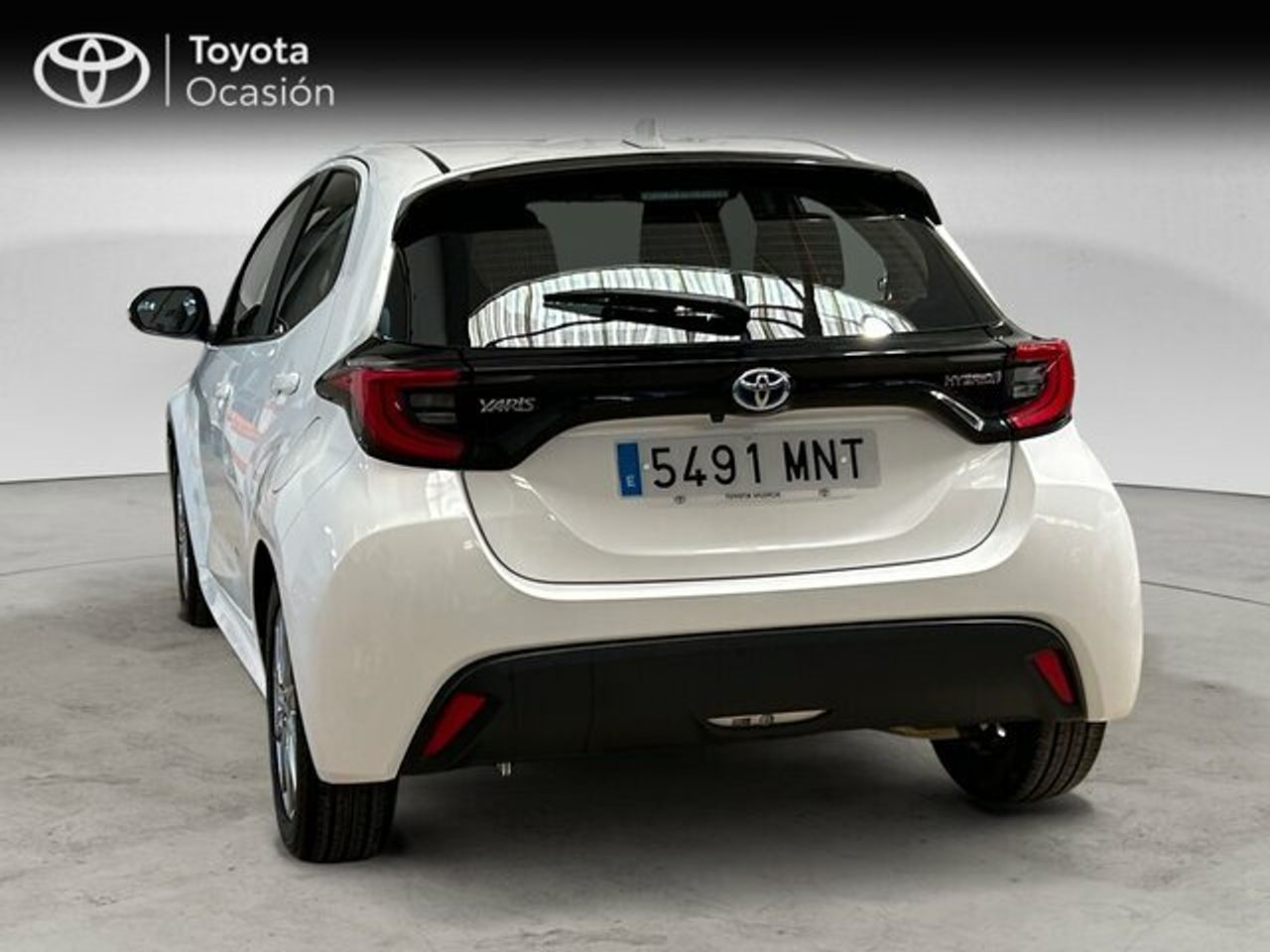 toyota yaris 2024 / foto grande (2)