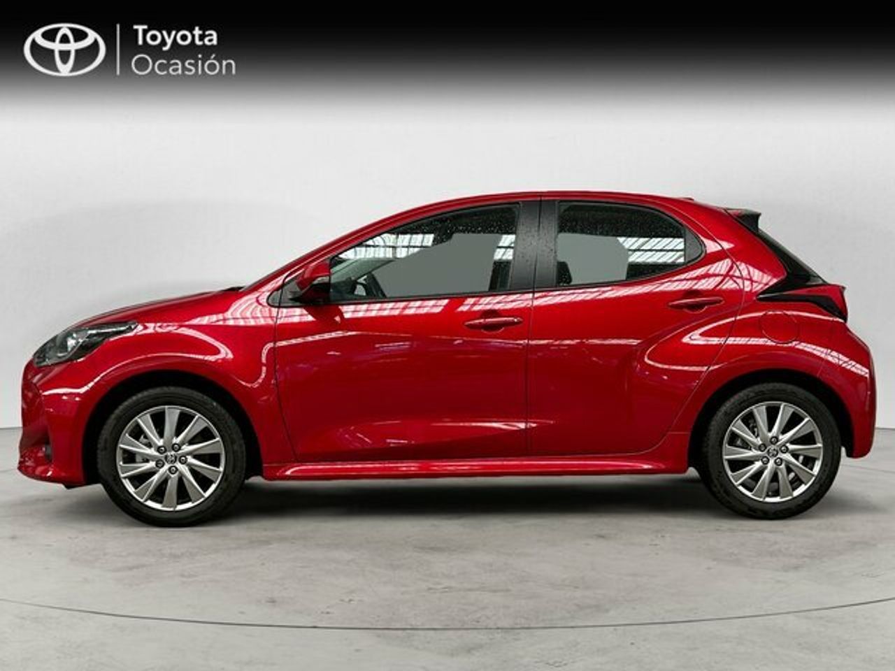 toyota yaris 2024 / foto grande (3)