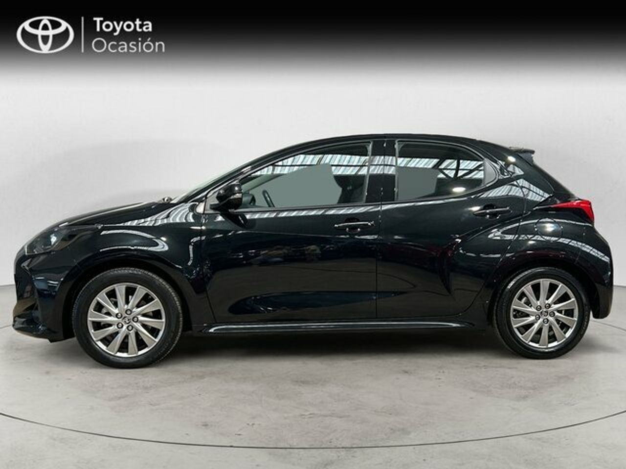toyota yaris 2024 / foto grande (3)