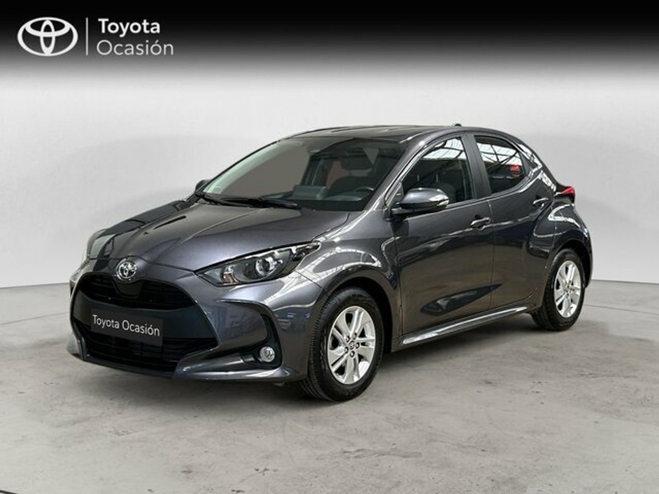 toyota yaris 2024 /